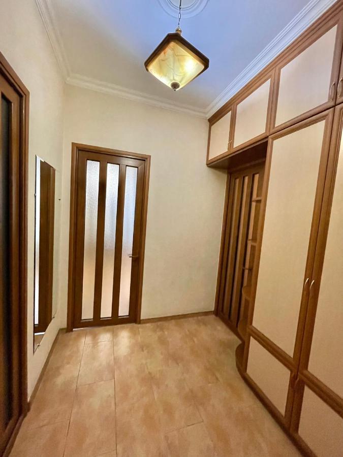 Apartment In The Center Of Єреван Екстер'єр фото